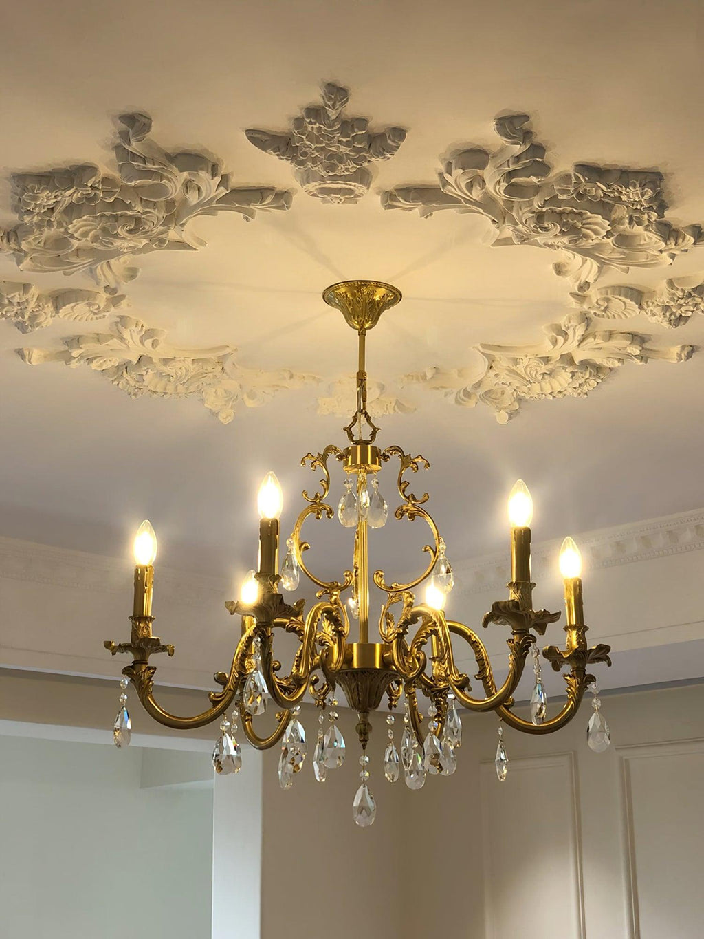 Mira Light Crystal Classic Traditional Chandelier